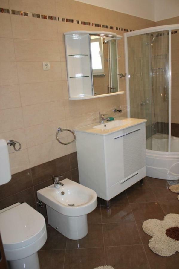 Apartman Hana Ika Εξωτερικό φωτογραφία